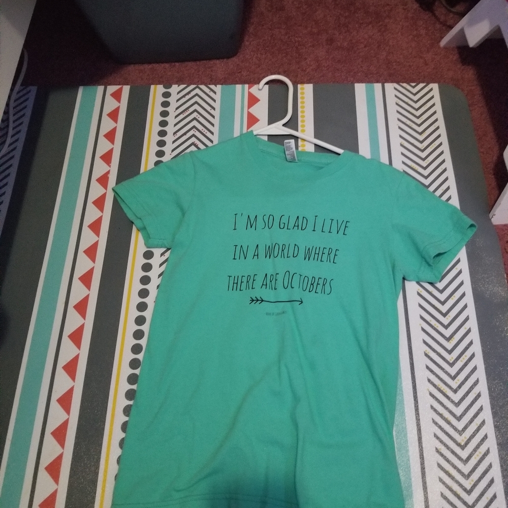 A green anne with an e shirt